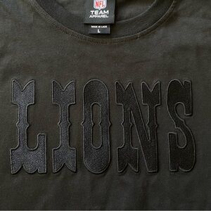 🏈🦁 NWT Official NFL Gear Detroit Lions Men's Black Embroidered T-Shirt, Large